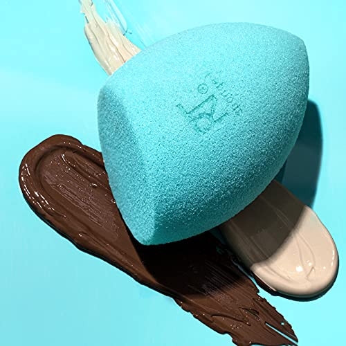 Real Techniques Miracle Airblend Sponge, Matte Makeup Blending Sponge, For Liquid, Cream, & Powder Products, Offers Medium To Full Coverage, Foundation Sponge, Latex-Free Foam, 1 Count - Image 5