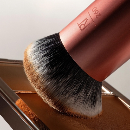 Real Techniques Bubble Blending Makeup Brush, Multipurpose Foundation Brush For Liquid, Cream, & Powder Products, Unique Round Brush Head, Synthetic Bristles, Vegan & Cruelty Free, 1 Count - Image 8