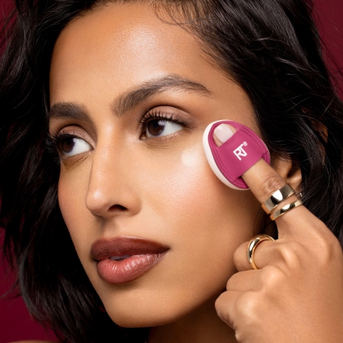 Real Techniques Cherry On Top Mini Marshmallow Puff Trio, Mini Makeup Puffs For Concealer & Foundation, Spot Correcting & Blending, Dry Use Beauty Sponge, Travel Size, Vegan & Cruelty-Free, 3 Count - Image 7